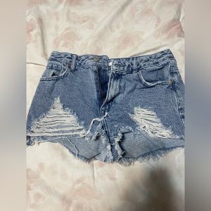 ripped short denim shorts
